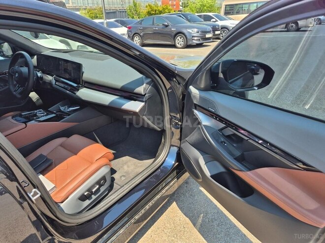BMW 530e 2024, 9,000 km - 2.0 l - Bakı