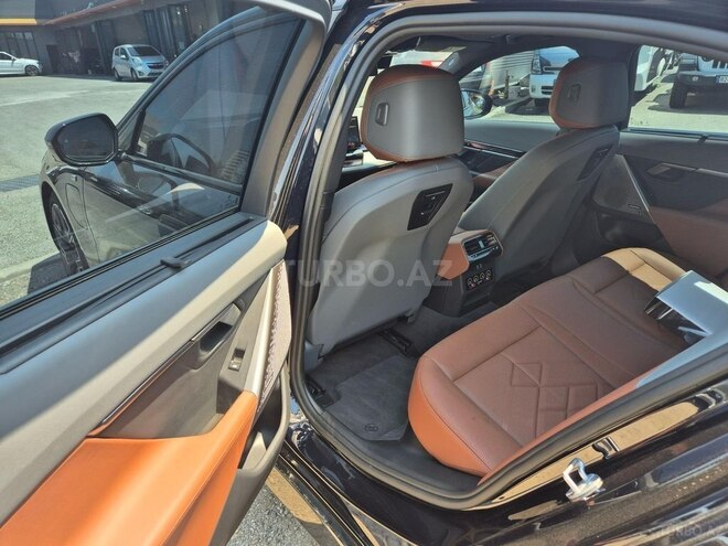 BMW 530e 2024, 9,000 km - 2.0 l - Bakı