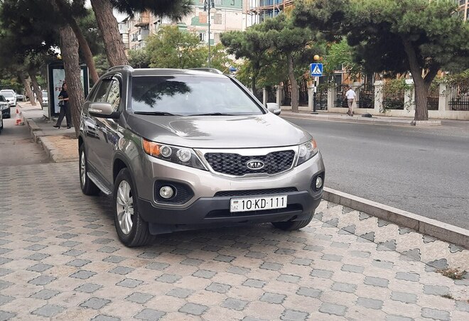Kia Sorento 2011, 187,000 km - 2.0 l - Bakı