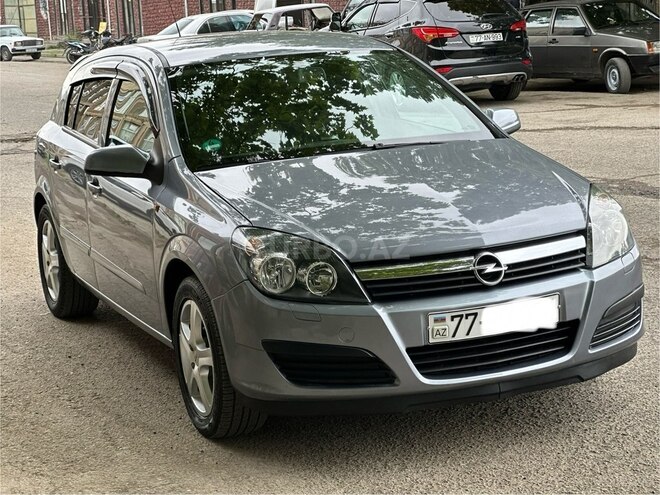 Opel Astra 2005, 250,000 km - 1.4 l - Gəncə