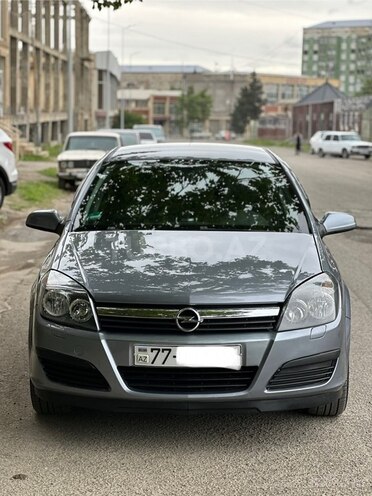 Opel Astra 2005, 250,000 km - 1.4 l - Gəncə