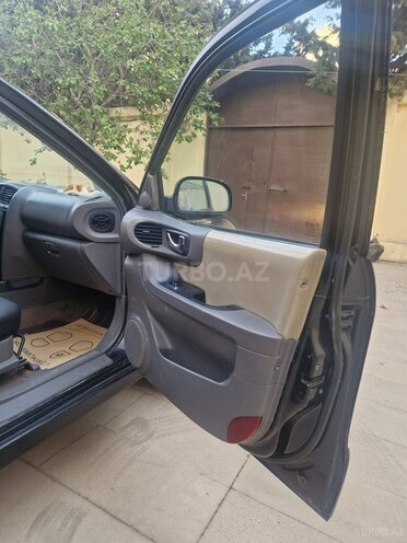 Hyundai Santa Fe 2004, 481,000 km - 2.0 l - Bakı