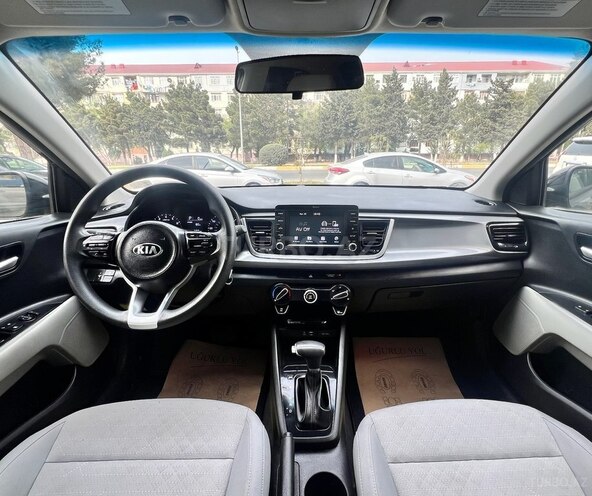 Kia Rio-9