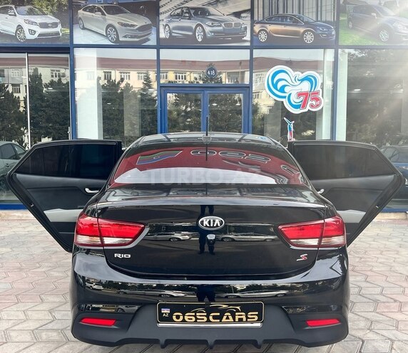 Kia Rio-15