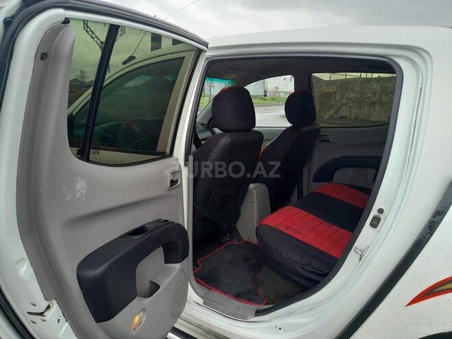 Mitsubishi L200 2011, 244,438 km - 2.5 l - Bakı