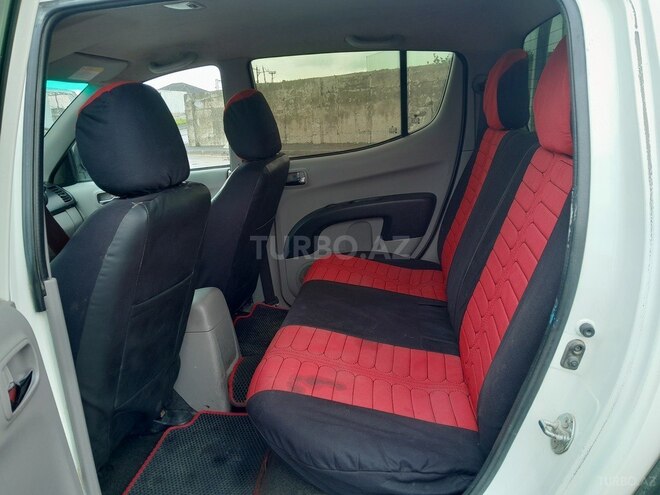 Mitsubishi L200 2011, 244,438 km - 2.5 l - Bakı
