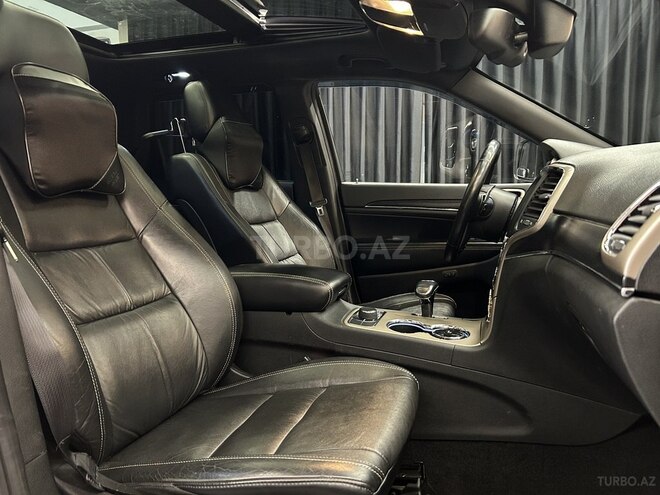 Jeep Grand Cherokee-14