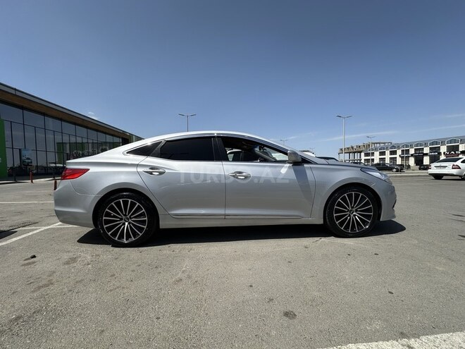 Hyundai Grandeur 2015, 360,000 km - 2.2 l - Şəmkir