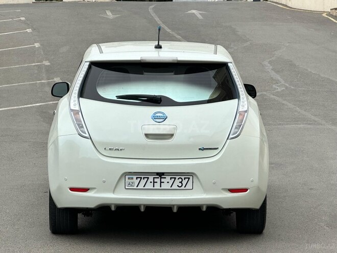 Nissan Leaf 2011, 159,000 km - 1.0 l - Gəncə