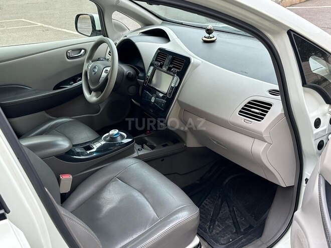 Nissan Leaf 2011, 159,000 km - 1.0 l - Gəncə