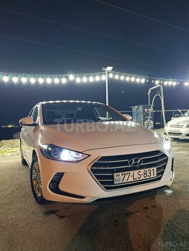 Hyundai Avante 2016, 263,000 km - 1.6 л - Bakı