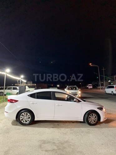 Hyundai Avante 2016, 263,000 km - 1.6 л - Bakı