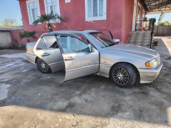 Mercedes C 230 1999, 286,500 km - 2.3 л - İmişli