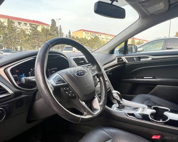 Ford Fusion (North America)-6
