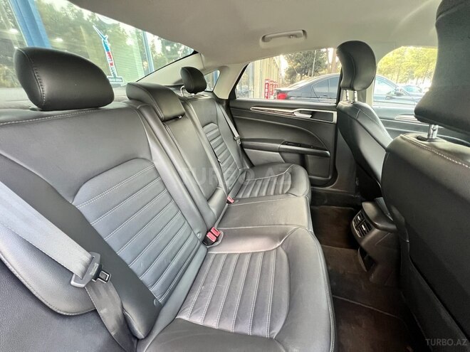 Ford Fusion (North America)-8