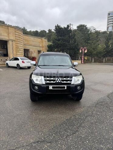 Mitsubishi Pajero 2013, 176,925 km - 3.0 l - Bakı