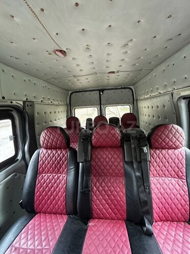 Ford Transit 2001, 500,000 km - 2.0 л - Quba