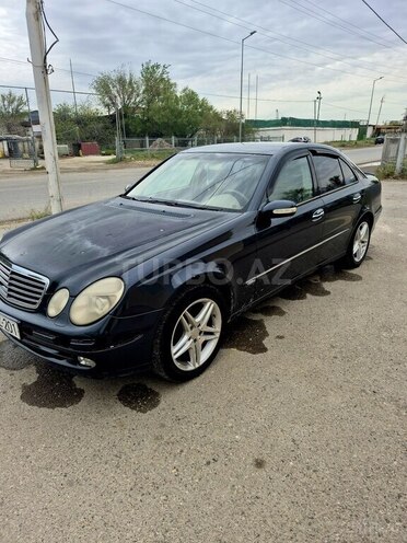 Mercedes E 240 2002, 380,000 km - 2.4 l - Sumqayıt