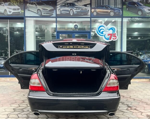 Mercedes E 300 2008, 274,000 km - 3.0 l - Sumqayıt