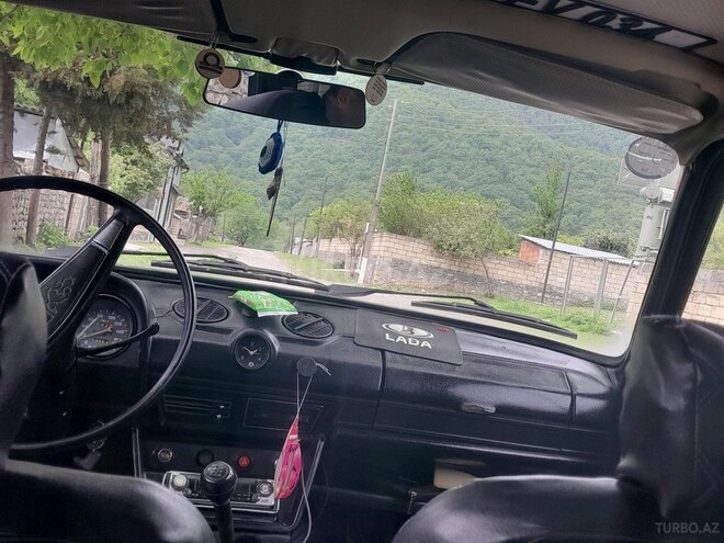 LADA (VAZ) 2106 1977, 55,500 km - 1.6 l - Qax