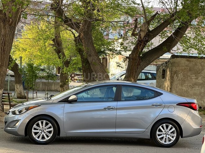 Hyundai Elantra 2015, 225,000 km - 1.8 l - Bakı