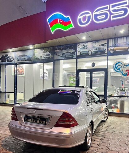 Mercedes C 240 2001, 294,000 km - 2.4 л - Sumqayıt