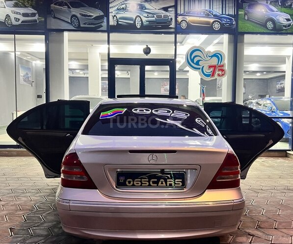 Mercedes C 240 2001, 294,000 km - 2.4 л - Sumqayıt