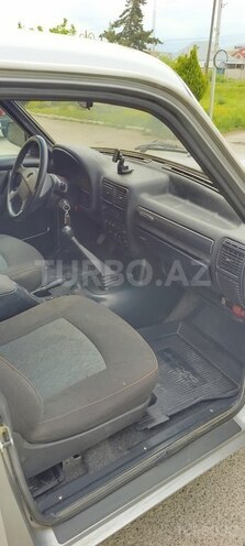 GAZ 31105 2005, 140,777 km - 2.3 l - Xaçmaz