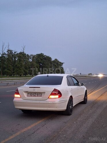 Mercedes E 240 2005, 296,000 km - 2.6 l - Lənkəran