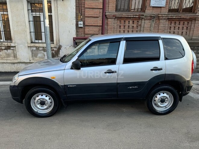 Chevrolet Niva 2009, 195,000 km - 1.7 l - Gəncə