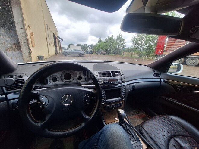 Mercedes E 240 2005, 296,000 km - 2.6 l - Lənkəran