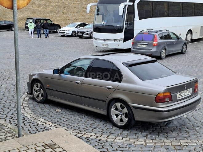 BMW 523 2000, 198,000 km - 2.5 l - Bakı