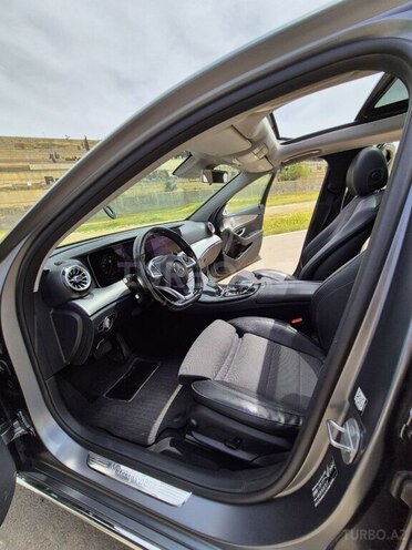 Mercedes E 220 d 2016, 169,500 km - 2.0 l - Bakı