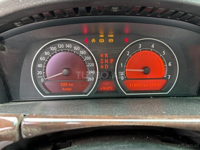 BMW 740 2006, 310,000 km - 4.0 l - Bakı