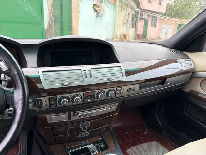 BMW 740 2006, 310,000 km - 4.0 l - Bakı
