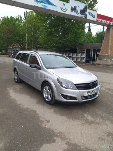 Opel Astra 2007, 365,000 km - 1.3 l - Qazax