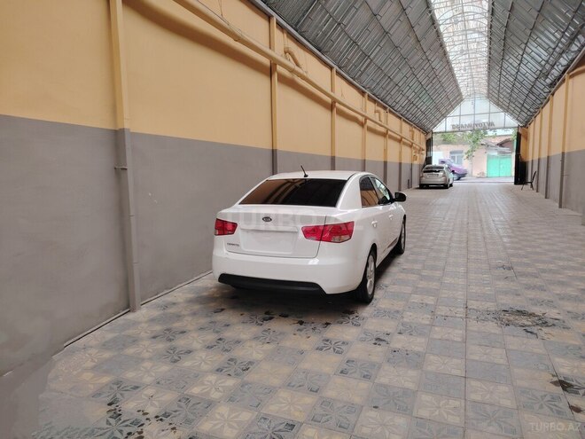 Kia Cerato 2010, 221,000 km - 1.6 l - Gəncə