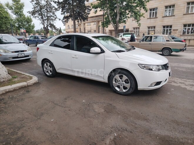Kia Cerato 2010, 221,000 km - 1.6 l - Gəncə