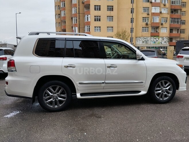 Lexus LX 570 2013, 144,000 km - 5.7 l - Bakı