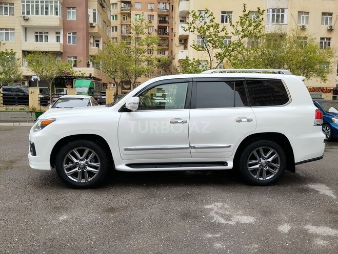 Lexus LX 570 2013, 144,000 km - 5.7 l - Bakı