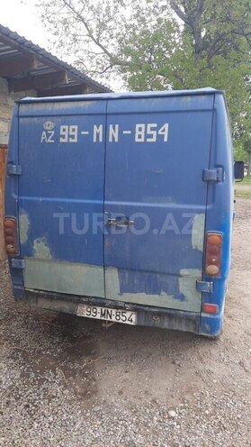 Mercedes 208 D 1995, 526,000 km - 2.3 l - Xaçmaz