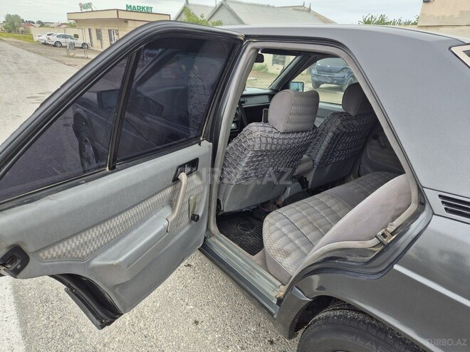 Mercedes 190 1990, 323,454 km - 2.0 l - Sumqayıt