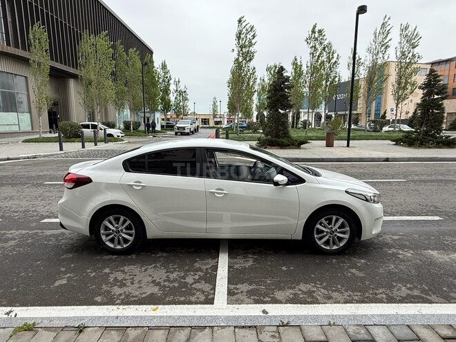 Kia K3 2016, 175,000 km - 1.6 l - Bakı