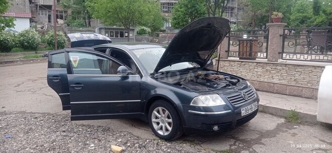 Volkswagen Passat 2003, 370,148 km - 1.8 l - 