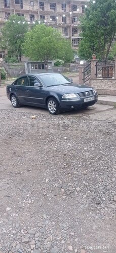 Volkswagen Passat 2003, 370,148 km - 1.8 l - 