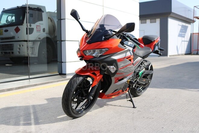 Kawasaki Ninja 400 2018, 5,300 km - 0.4 l - Bakı
