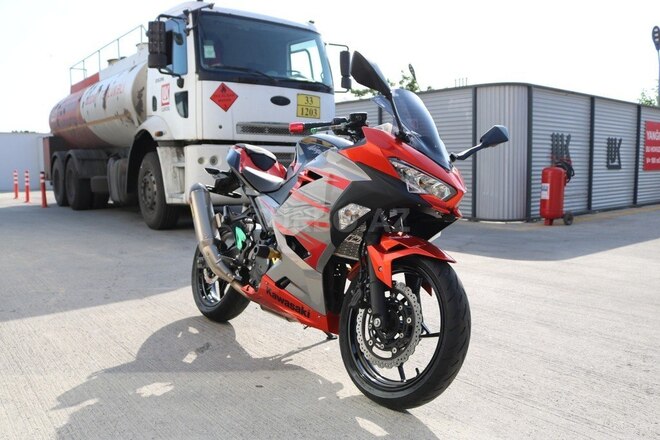 Kawasaki Ninja 400 2018, 5,300 km - 0.4 l - Bakı