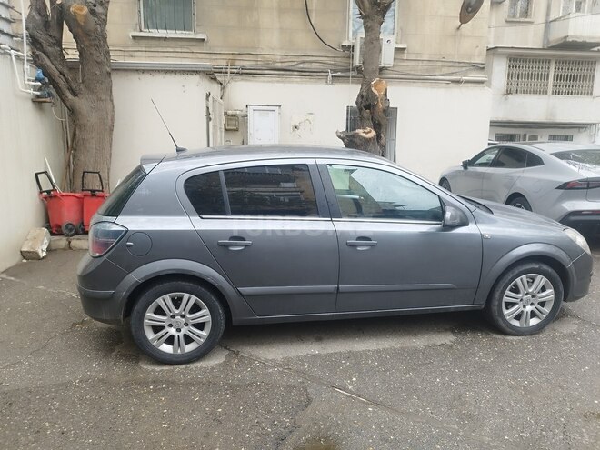 Opel Astra 2007, 46,500 km - 1.7 l - Salyan