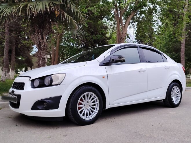 Chevrolet Aveo 2012, 168,234 km - 1.4 л - Salyan