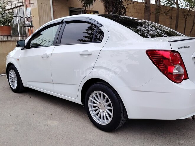 Chevrolet Aveo 2012, 168,234 km - 1.4 л - Salyan